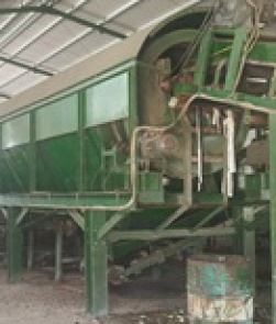 Solid waste treatment system